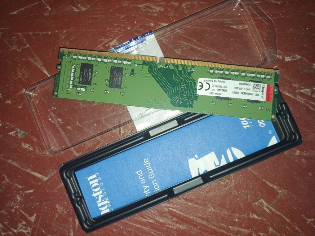 Пам'ять DDR4 4GB