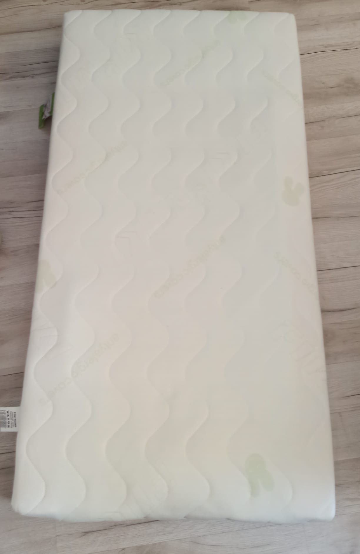 Materac Fiki Miki Sensitive średnio - twardy 120 x 60 x 12 cm