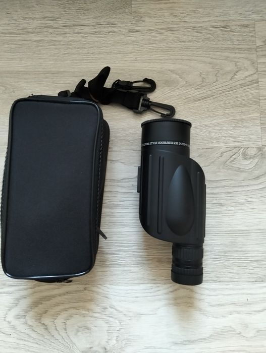 Monokular luneta Svbony SV 49 10-30x50