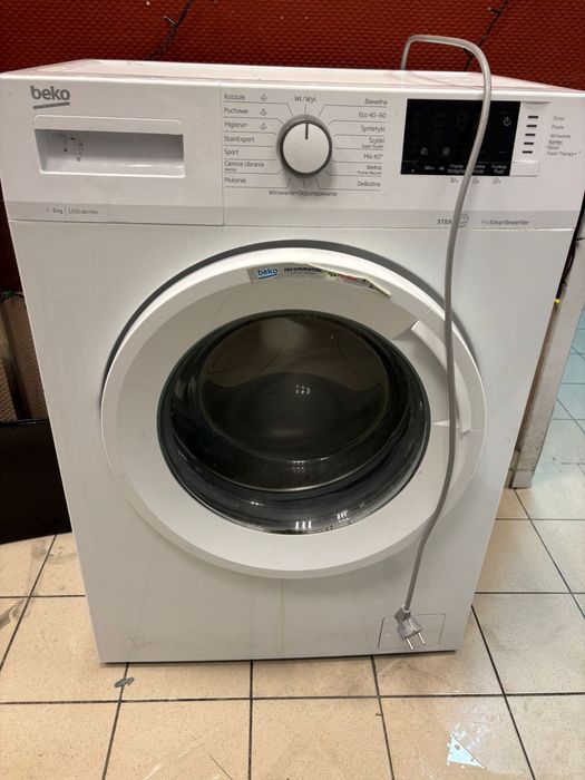 Pralka z urwanym bebnem