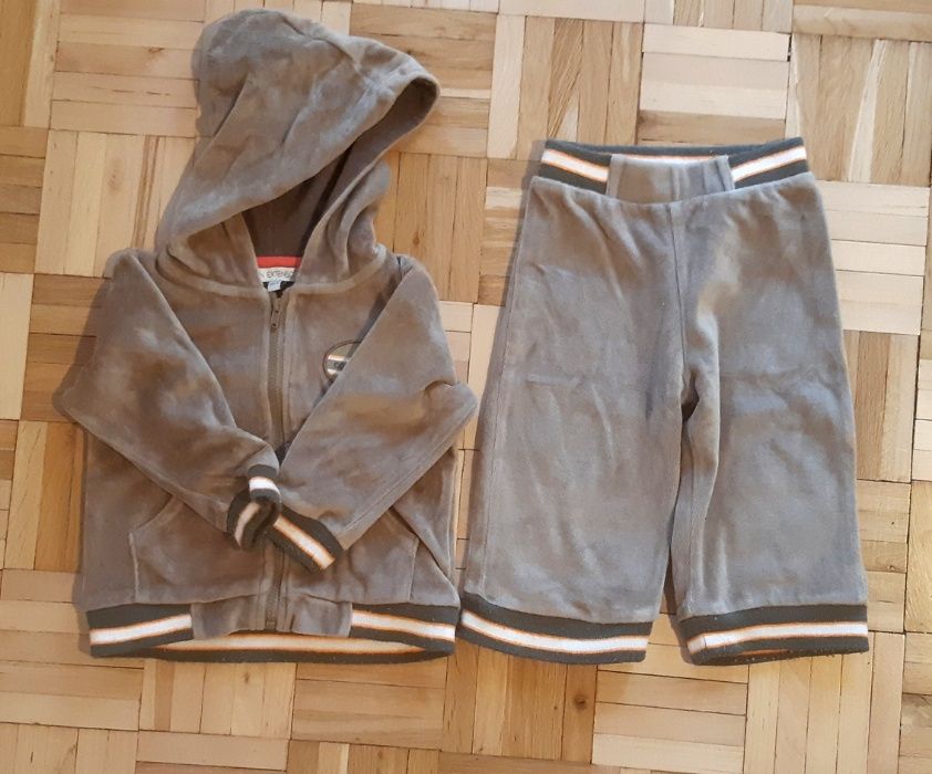 Paczka spodni dla chłopca w rozmiarze 74-80