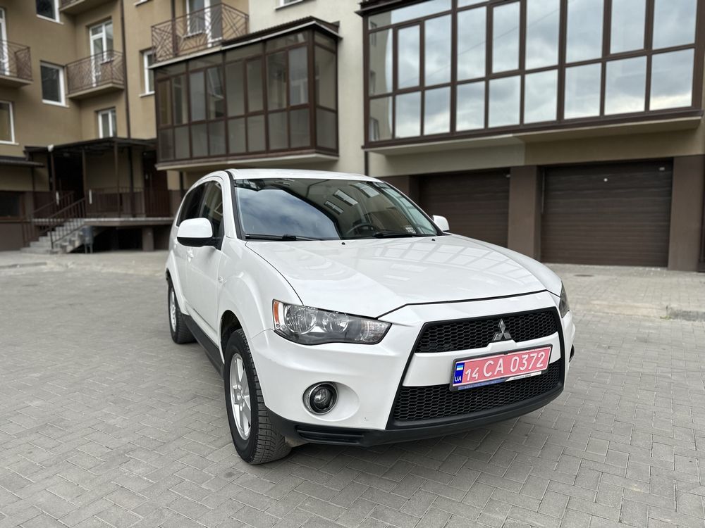 Mitsubishi Outlander 2010 2.3 дизель