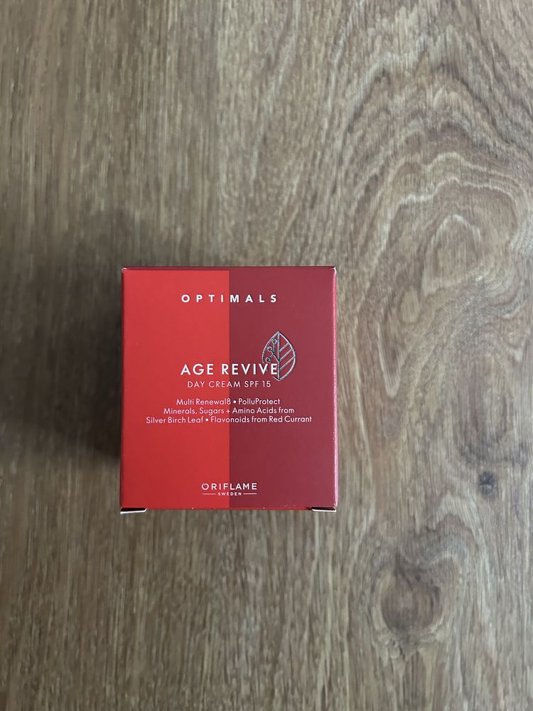 Krem na dzień Optimals Age Revive SPF 15 Oriflame