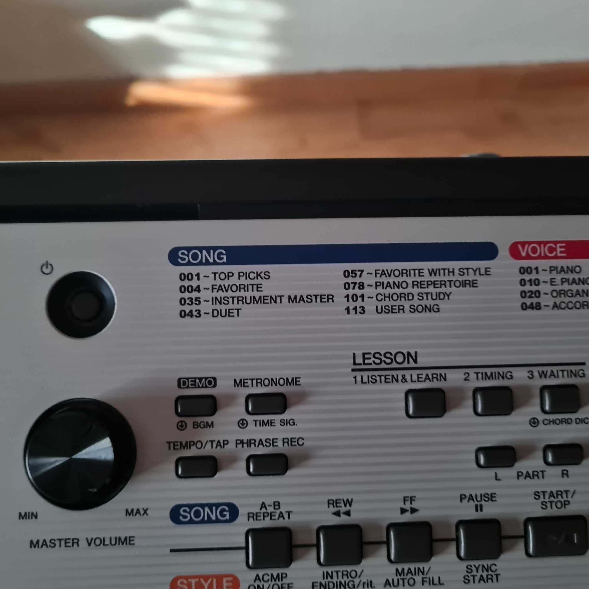 Teclado Yamaha YPT - 260