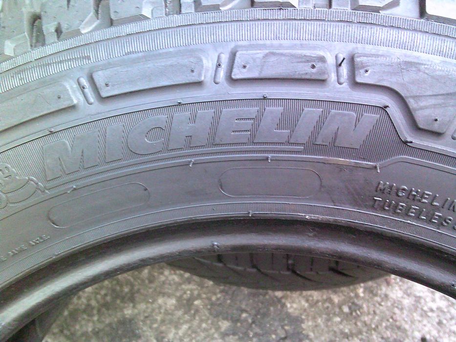 Opony 215/65/16C Michelin 2szt Całoroczne 2024r
