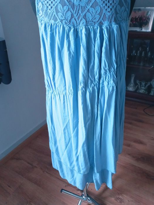 Sukienka letnia niebieska 44 46 zwiewna italia