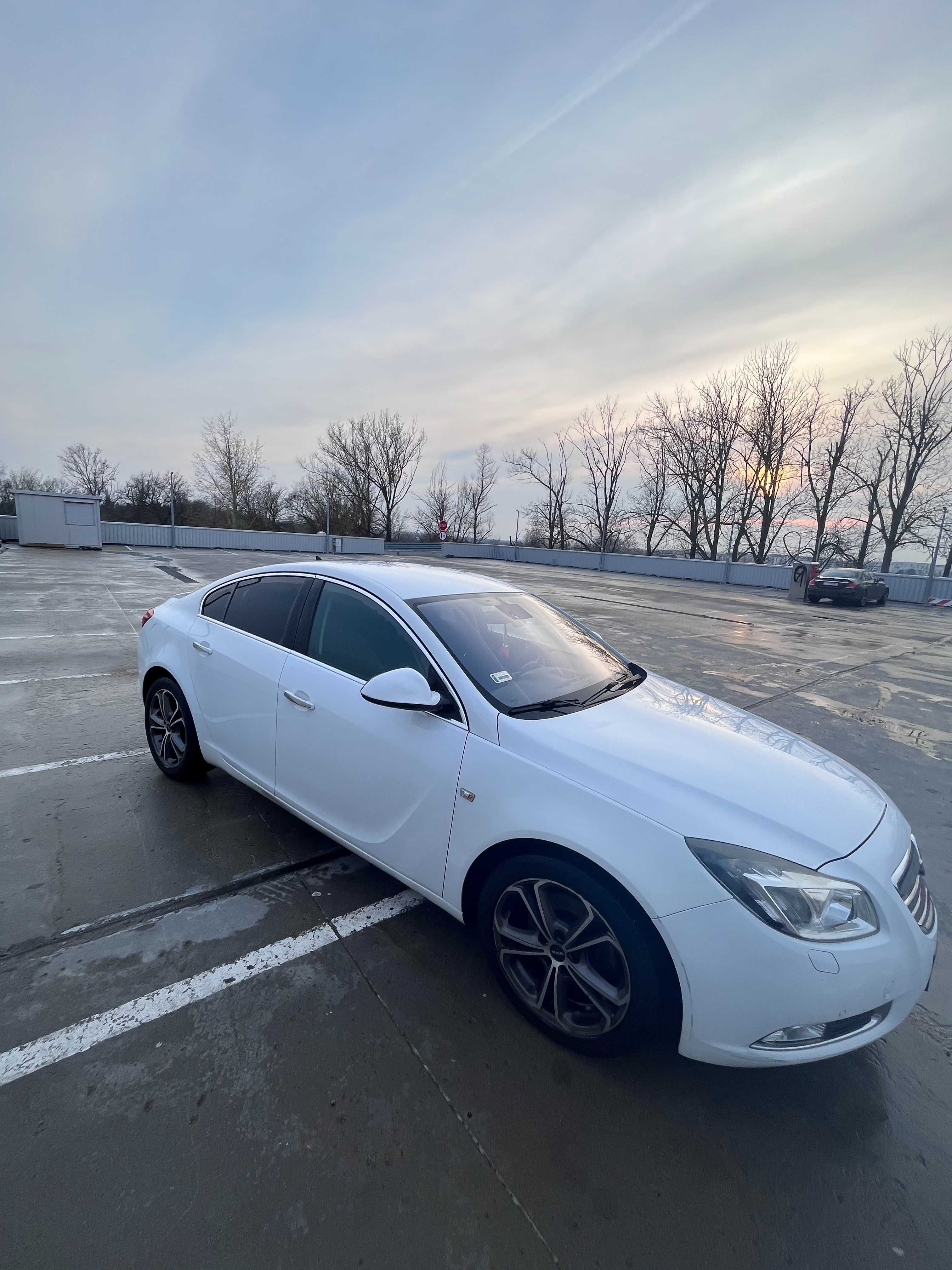 Opel Insignia 2.0T