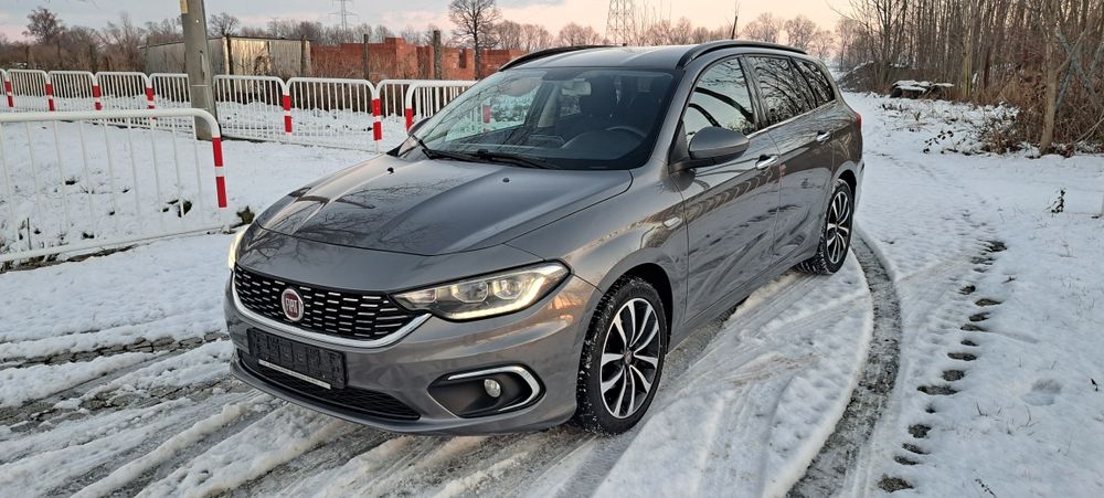 Fiat Tipo Kombi 1.6 Multijet 12.2016r./ Super Stan /