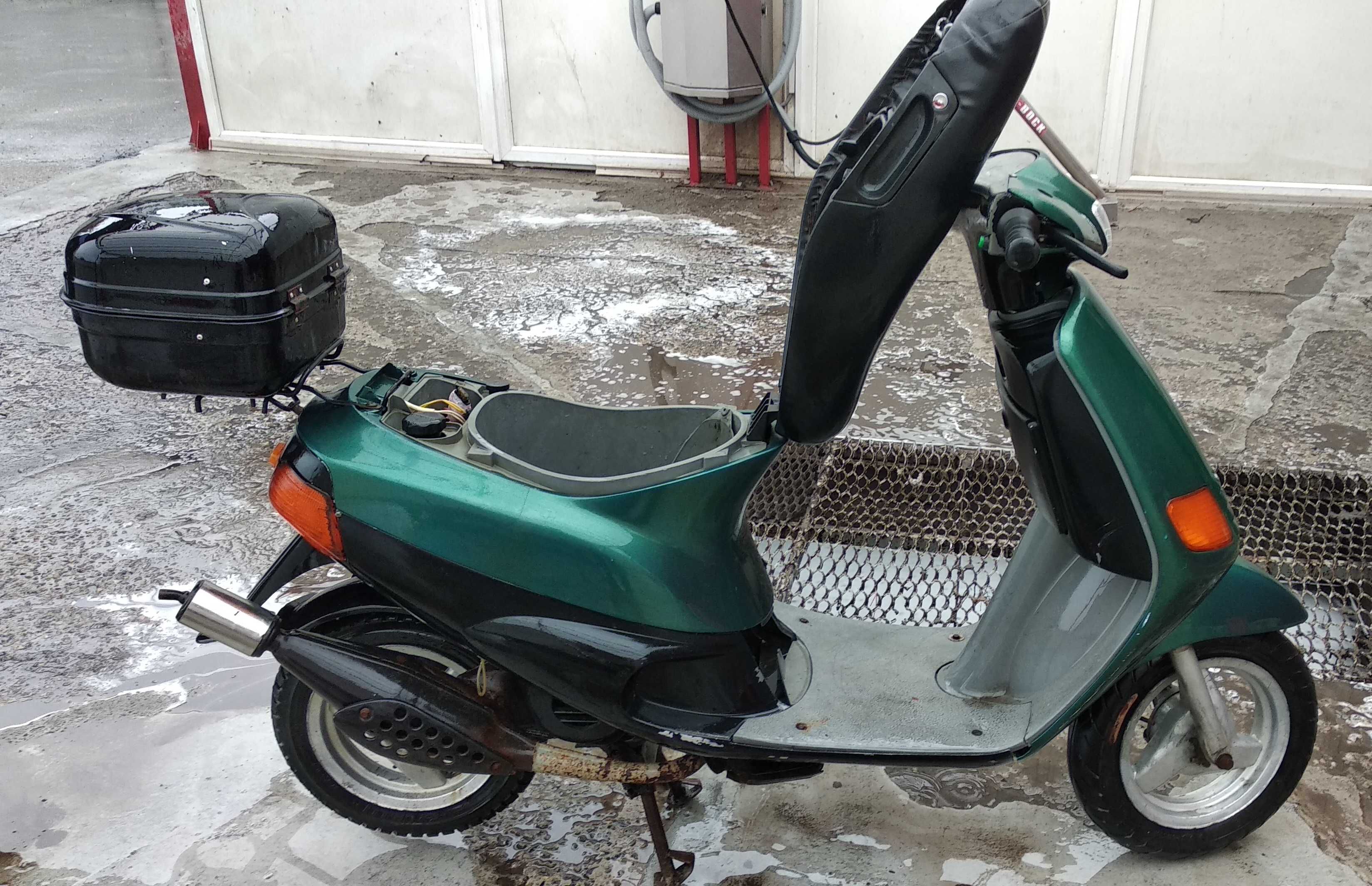 Scooter Piaggio Zip 50 2t Italy