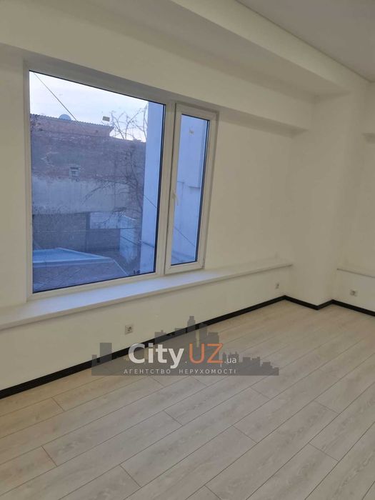 Продається комерційна нерухомість