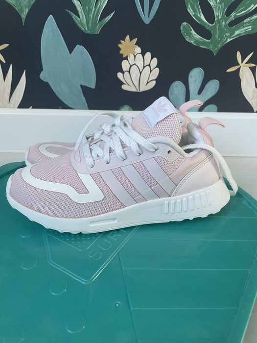 Кросівки adidas 33р