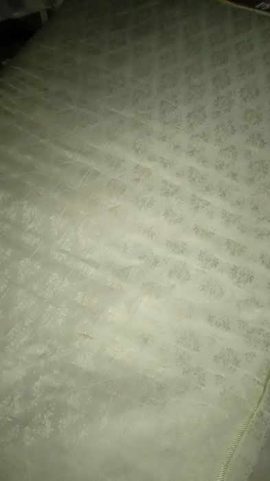 Продам Двуспальний матрас