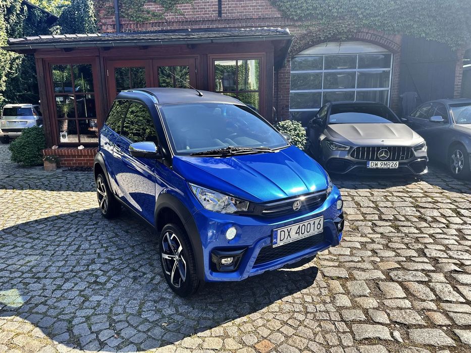 Aixam Crossover L6e-BP od 14/16 roku życia , Kamera cofania ,