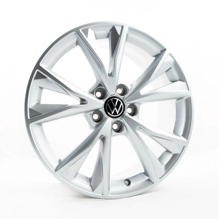 FABRYCZNIE NOWE Felgi 18" Volkswagen Golf Touran Passat Tiguan