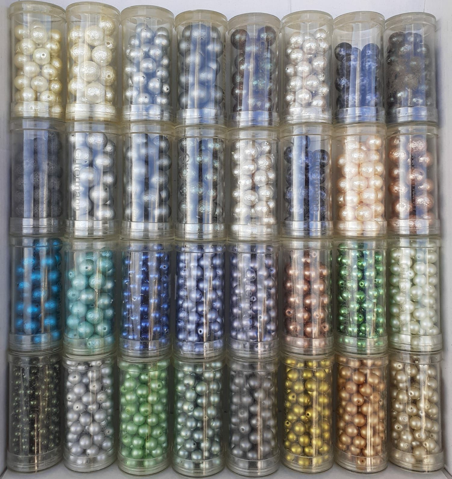 Missangas de qualidade Gutermann, glass beads.