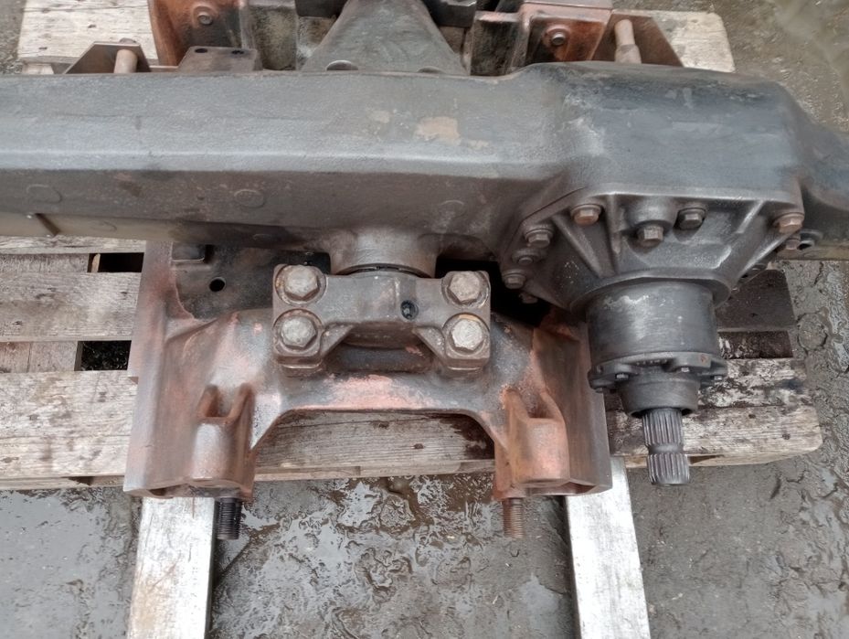 Przedni napęd carraro Zetor forterra