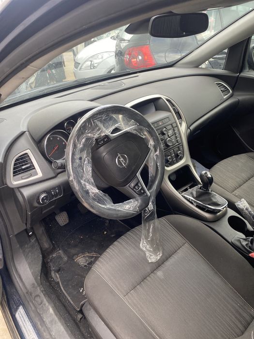 Opel astra J 1.7 cdti para pecas