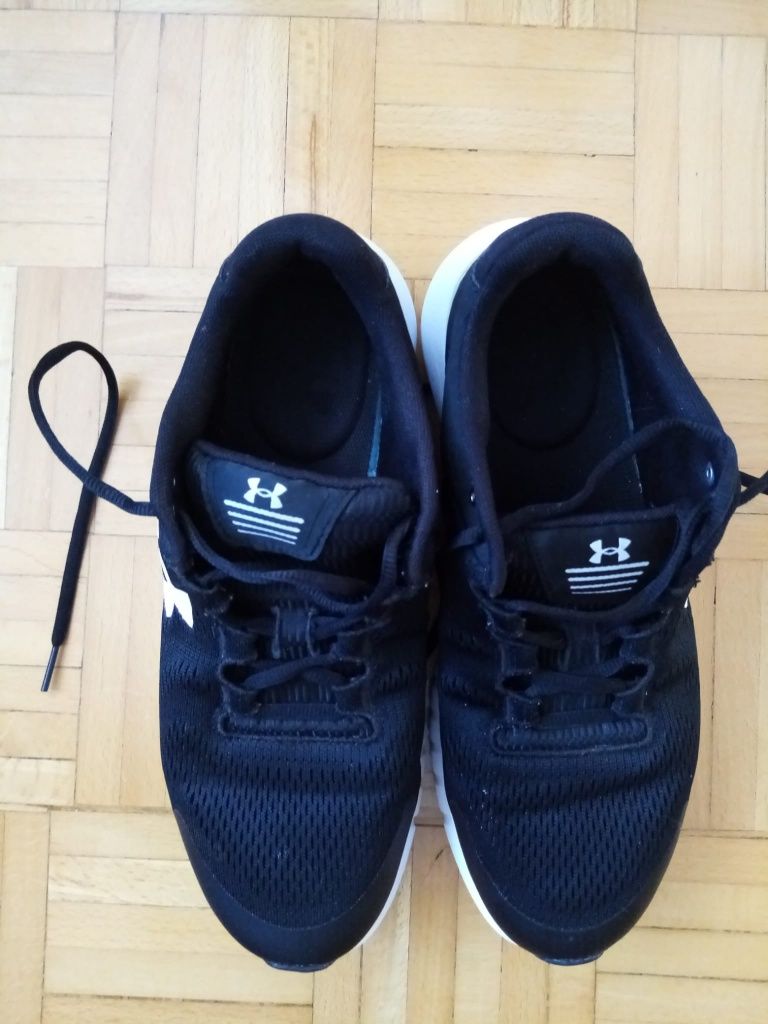 Under armour hit 43 czarne z siatki