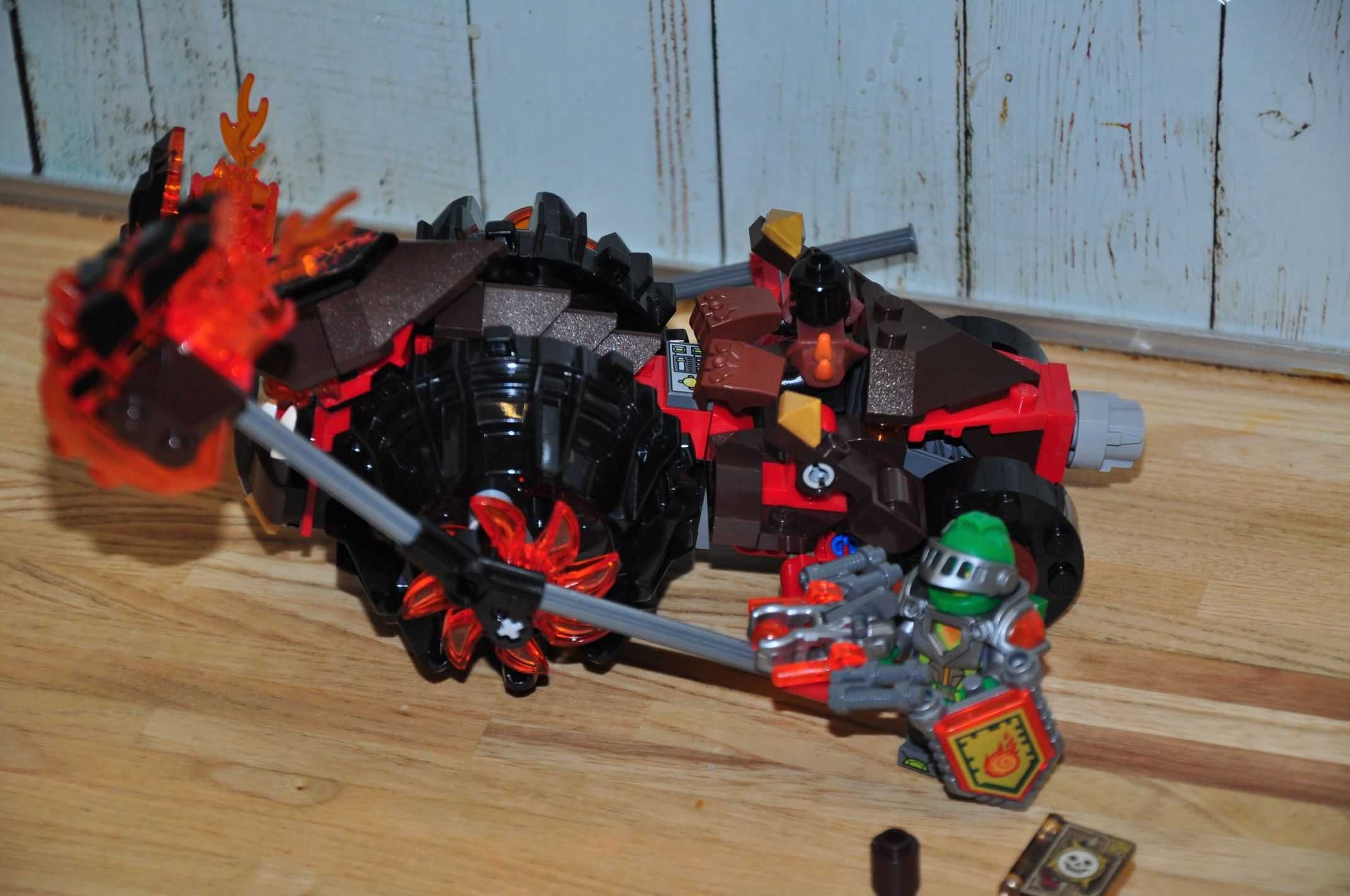 Z0095. Zestaw LEGO Nexo Knigts 70313-1 Moltor's Lava Smasher