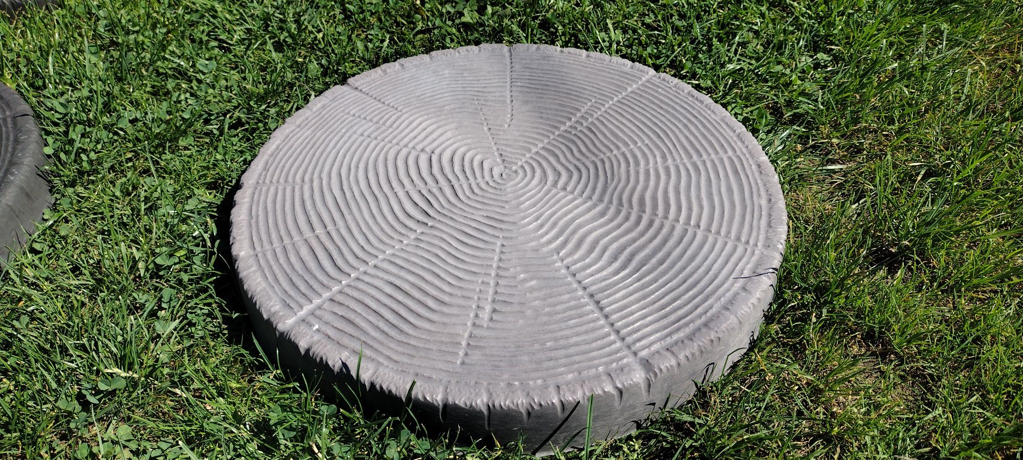 Pieńki betonowe imitacja plastrów drewna -do ogrodu na ścieżkę