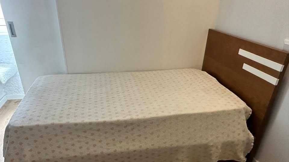Cama de Solteiro com colchão