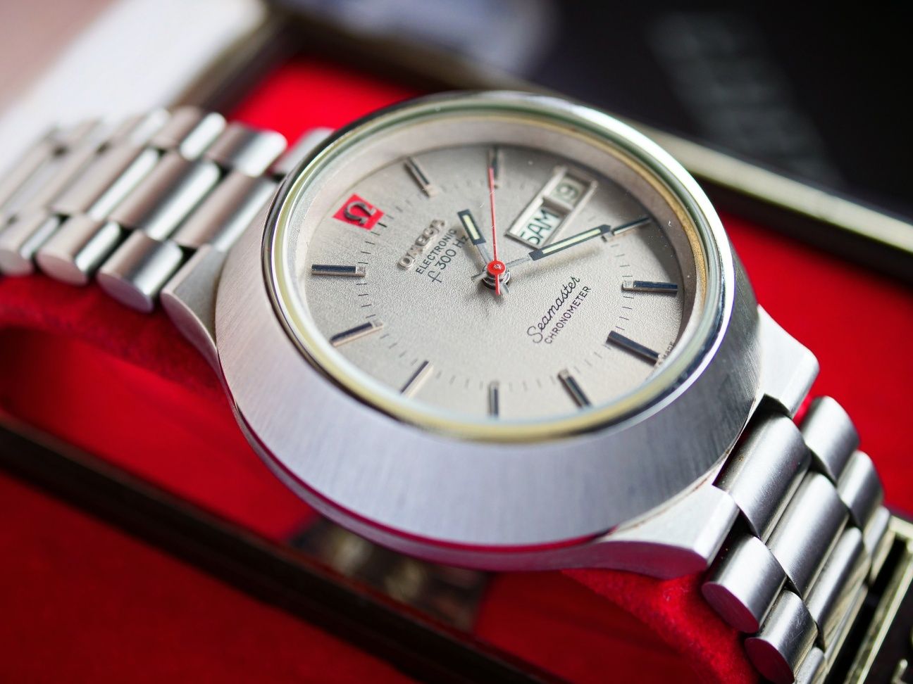 Omega Seamaster F300 swiss made zegarek szwajcarski vintage NOS cudo