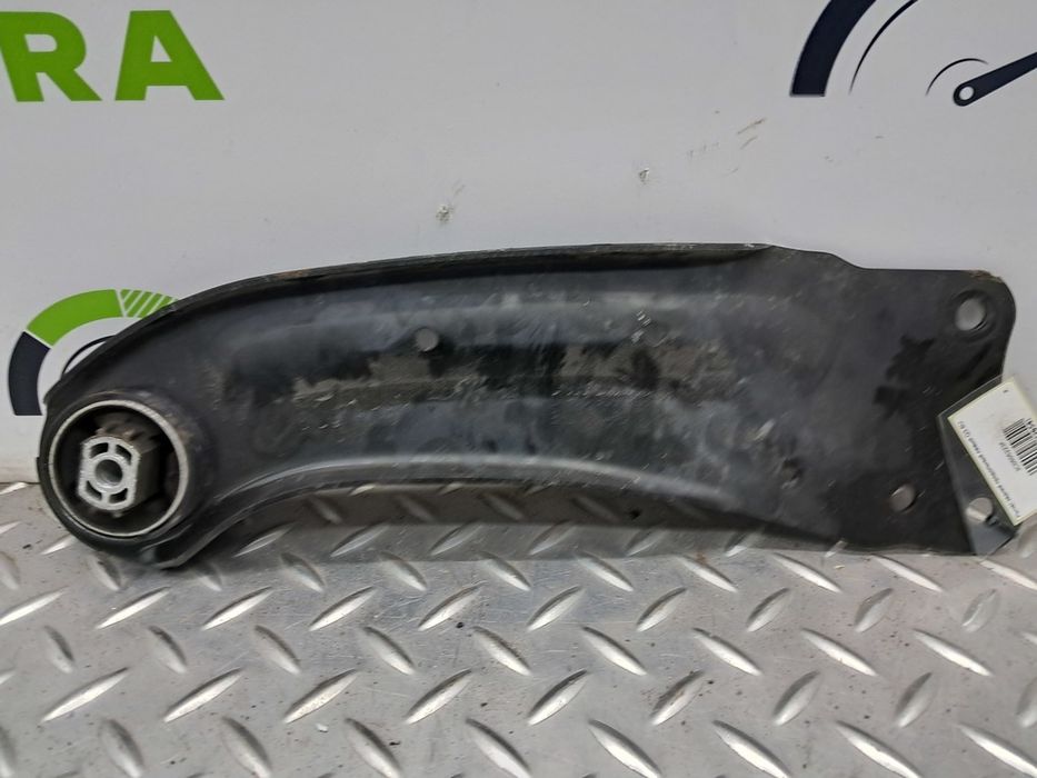 Рычаг задний продольный левый AUDI Q3 8U 15-18 3C0505223F