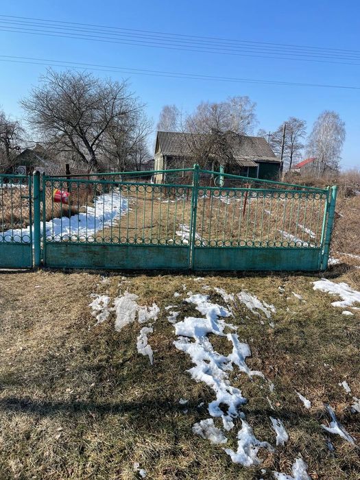 Продам будинок в селі чижівка Житомирської області 10км Звягель