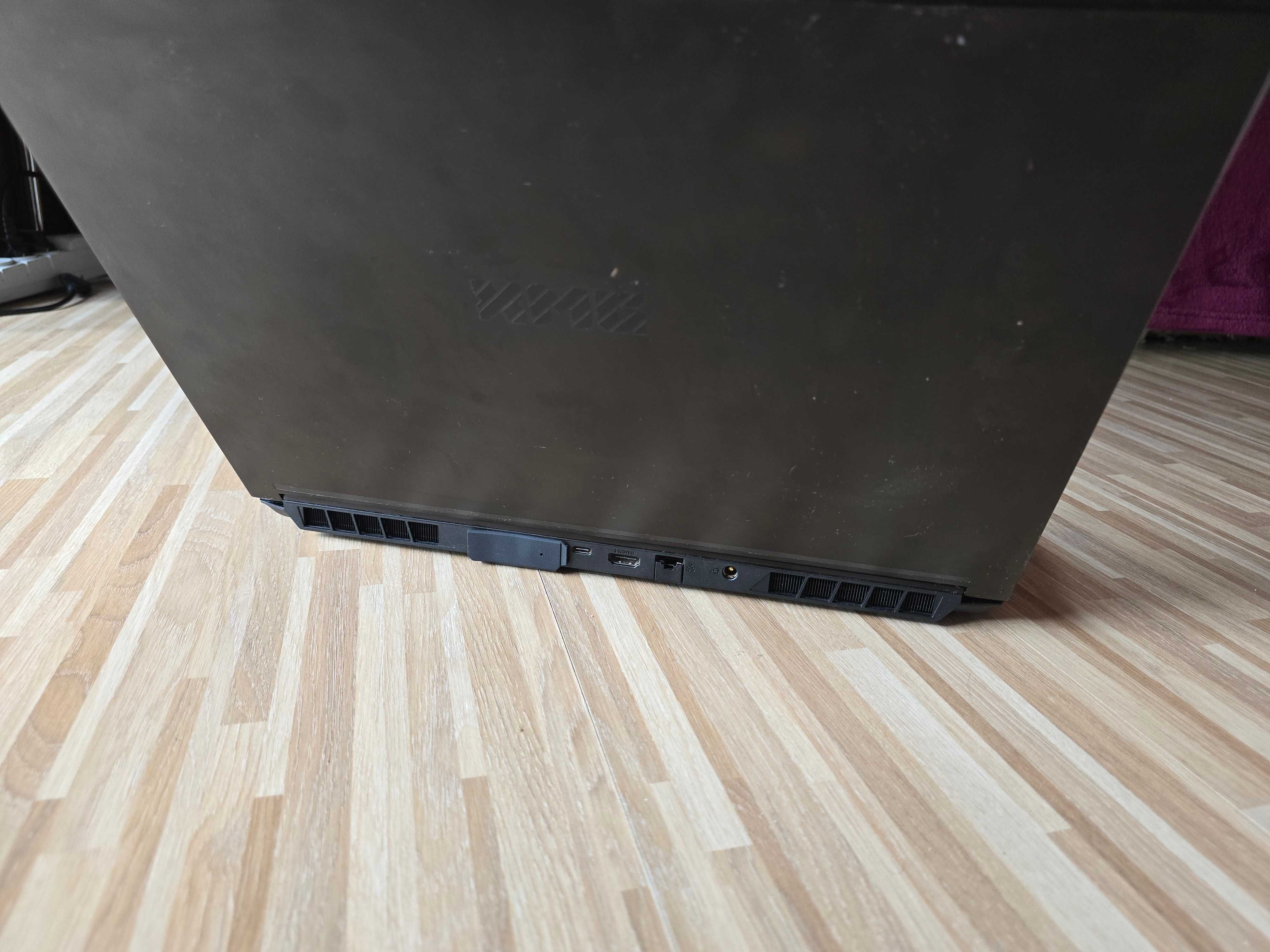 Laptop XMG Core 15 (22)