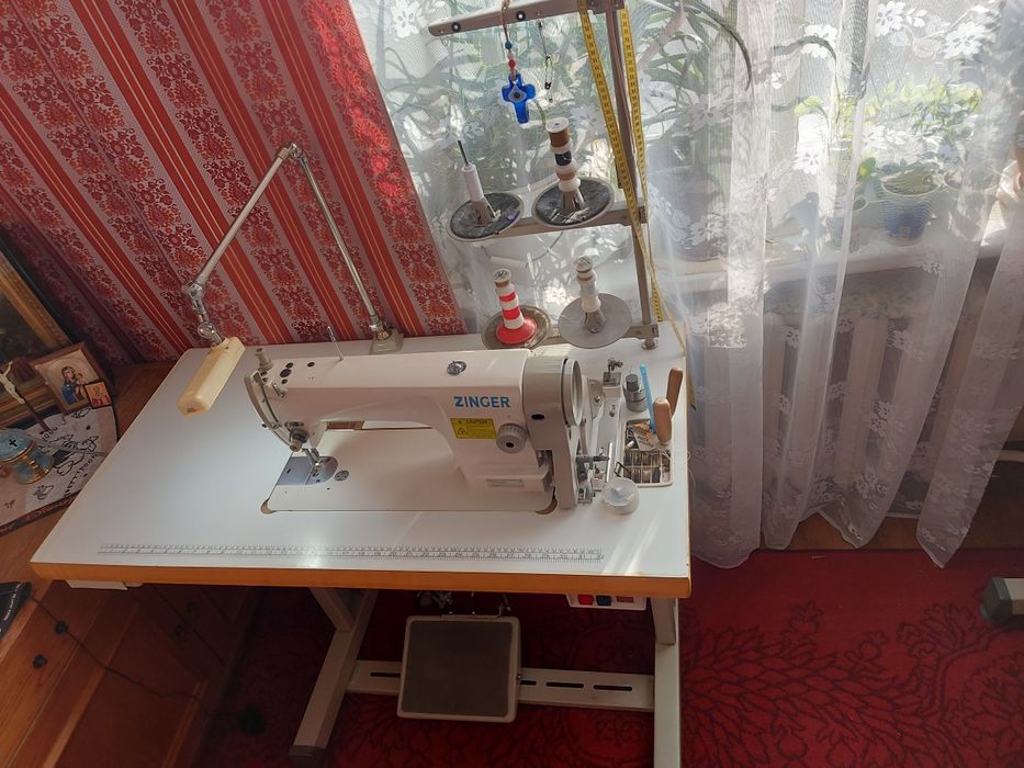 Продам швейної оборудование
