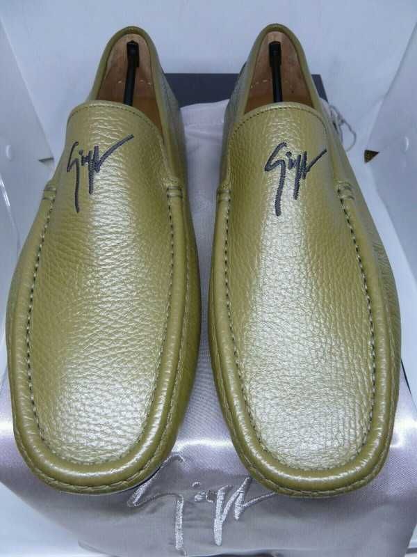 Sapatos novos italianos Giuseppe Zanotti 40