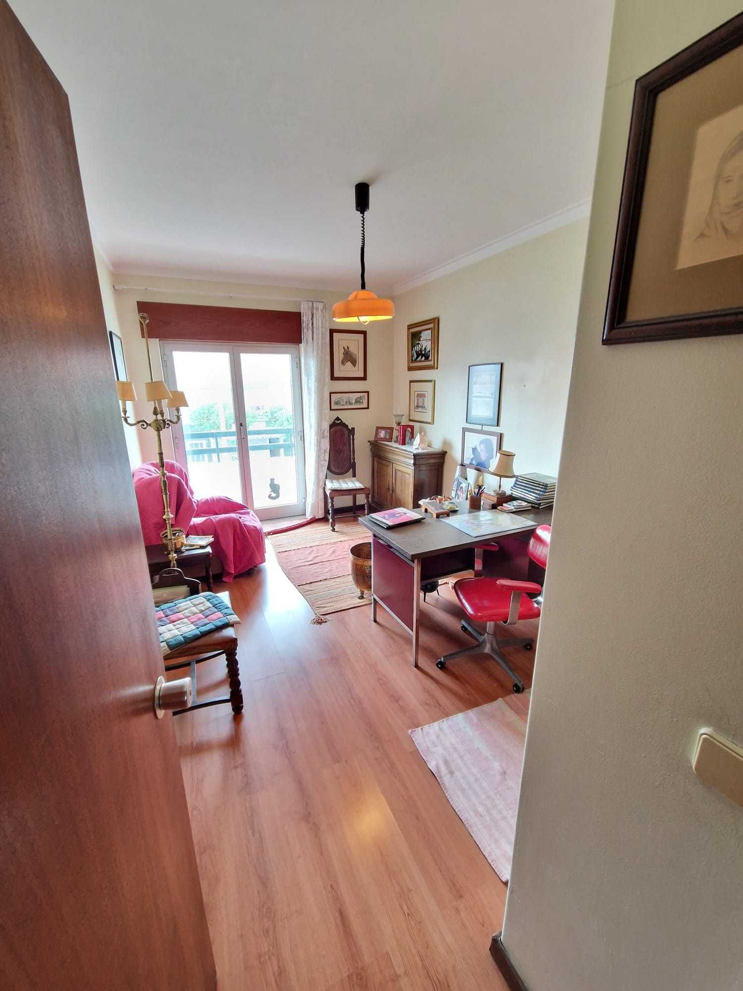 Vendo apartamento centro Salvaterra de Magos