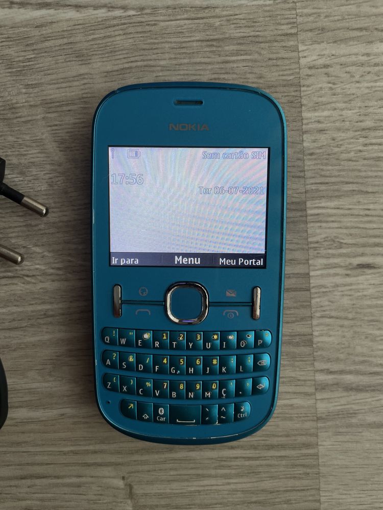 Nokia Asha 201 Vodafone