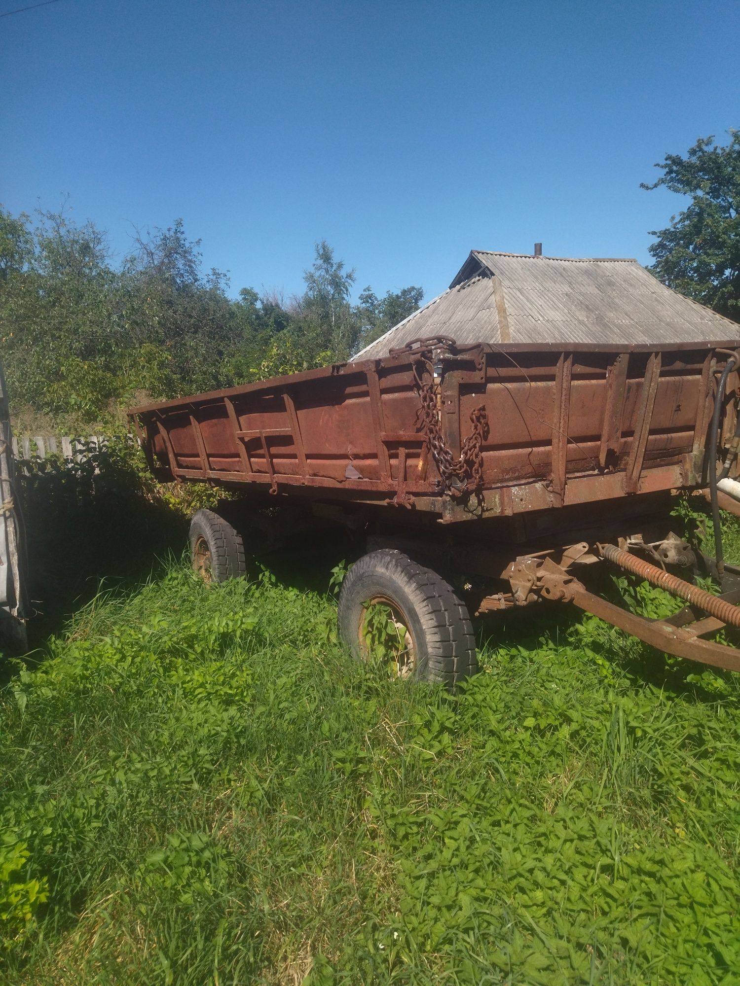 Продаю причепи два штуки