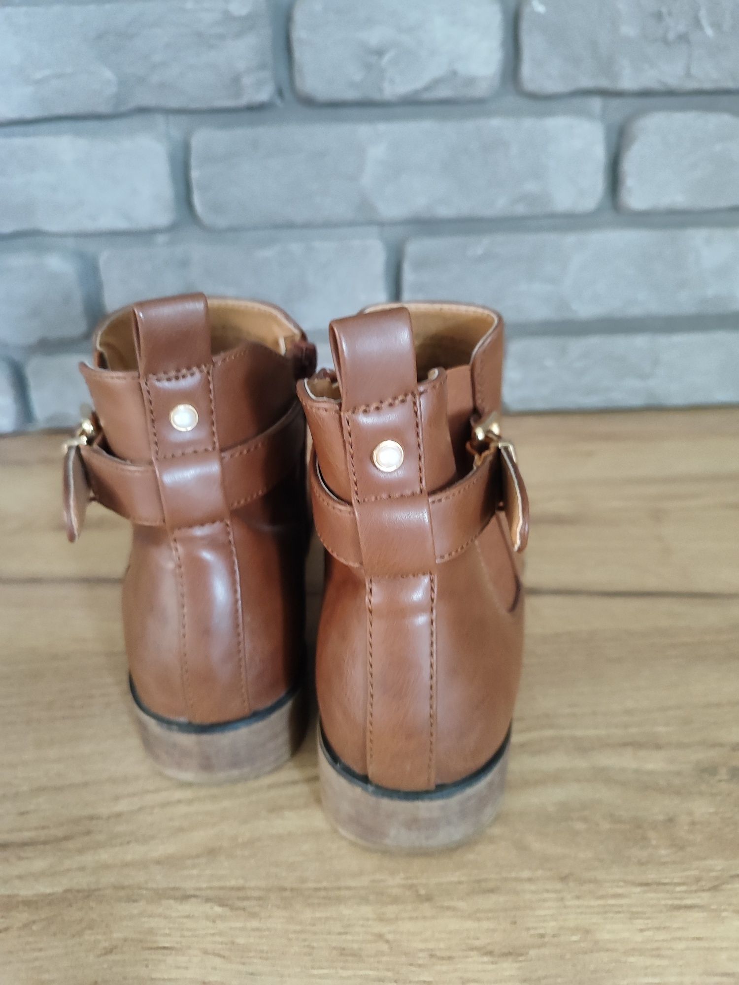 Śliczne brązowe botki Anna Field 37