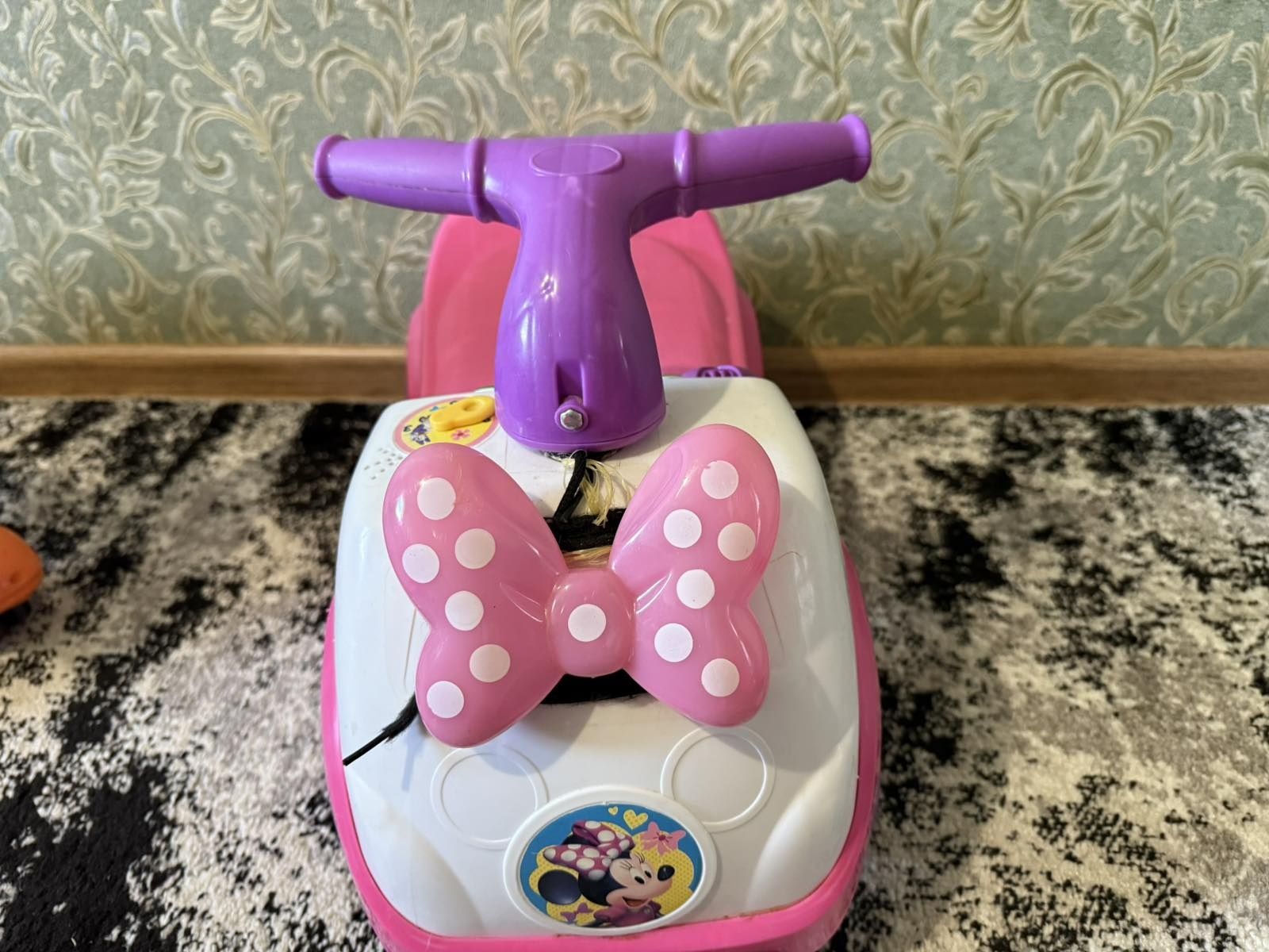 Чудомобіль Kiddieland Мінні-маус. Чудомобиль минни-маус
Мінні-Маус (0