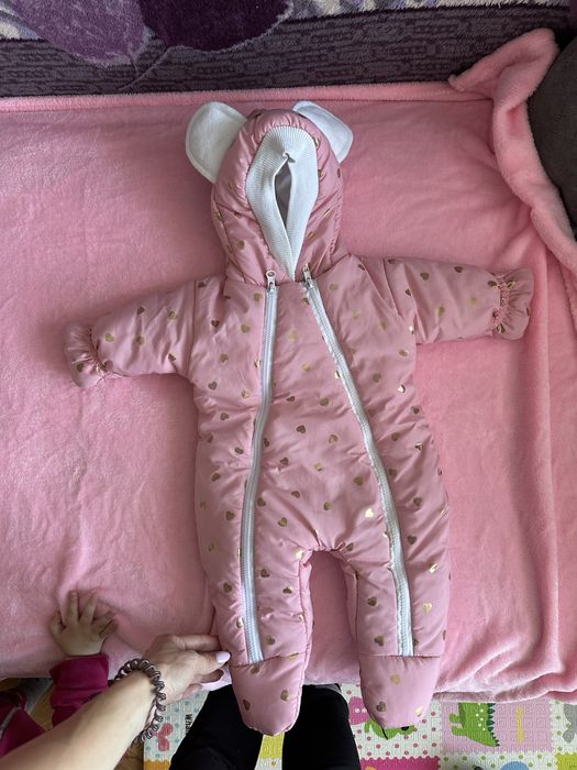 Продам комбінезон на дівчинку