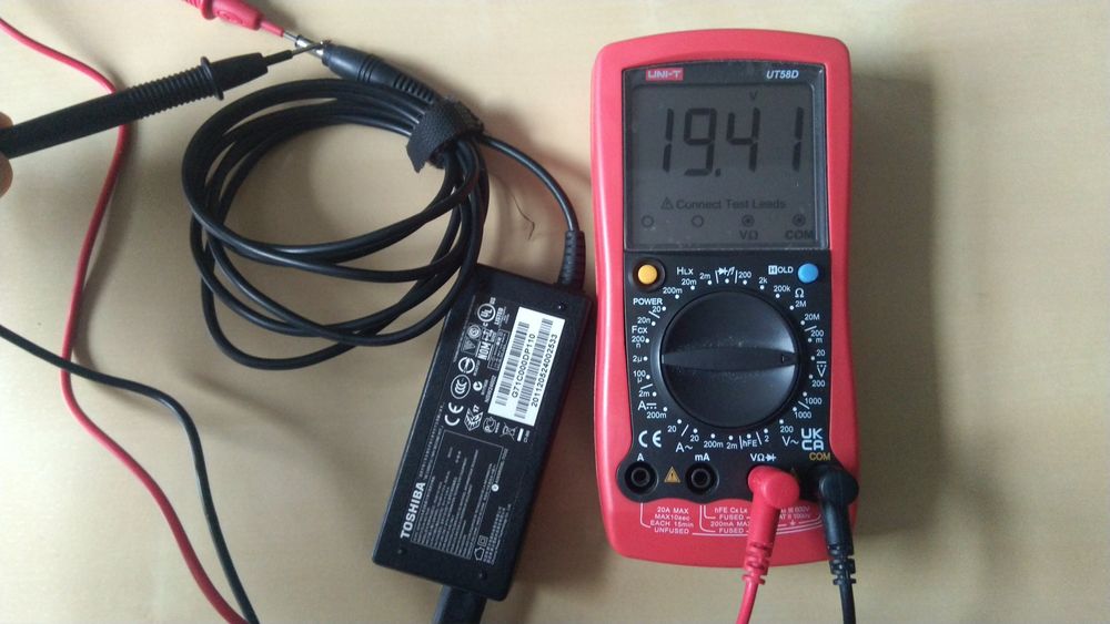 Transformadores: MSI, Toshiba e Fujitsu - preço fixo, desde 15€