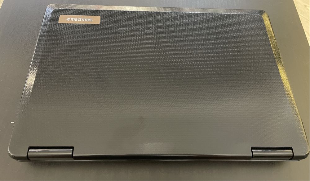 Ноутбук eMachines E627 series