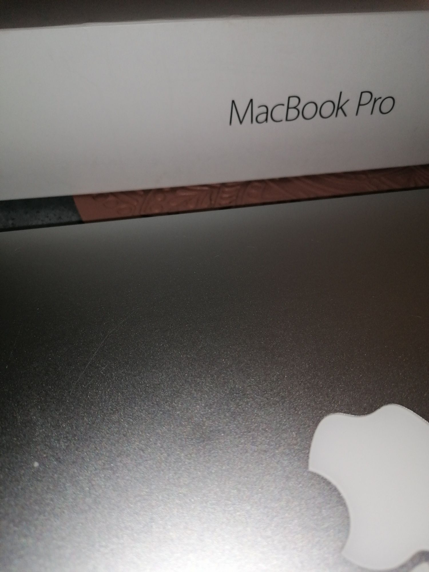 Macbook Pro A1502 apple