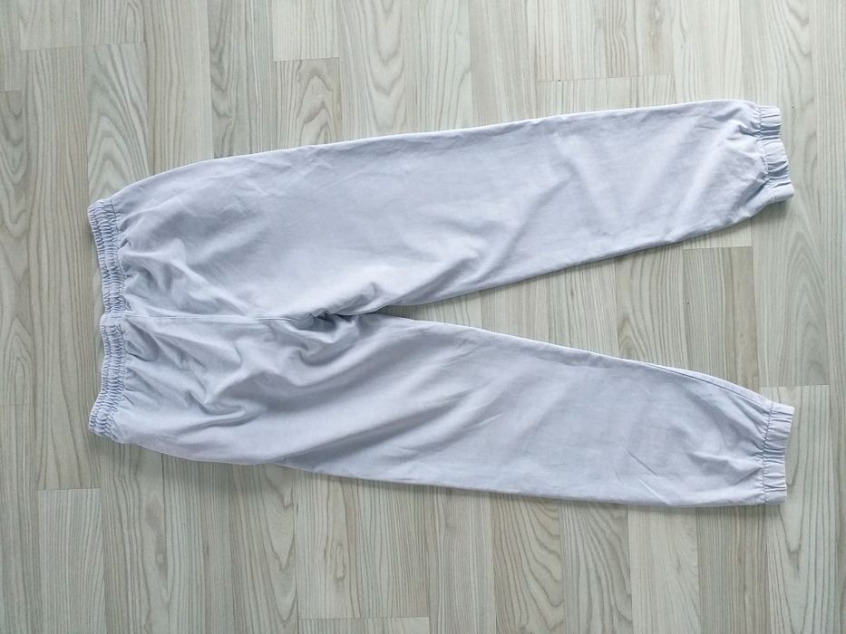 Spodnie chłopięce joggery 170