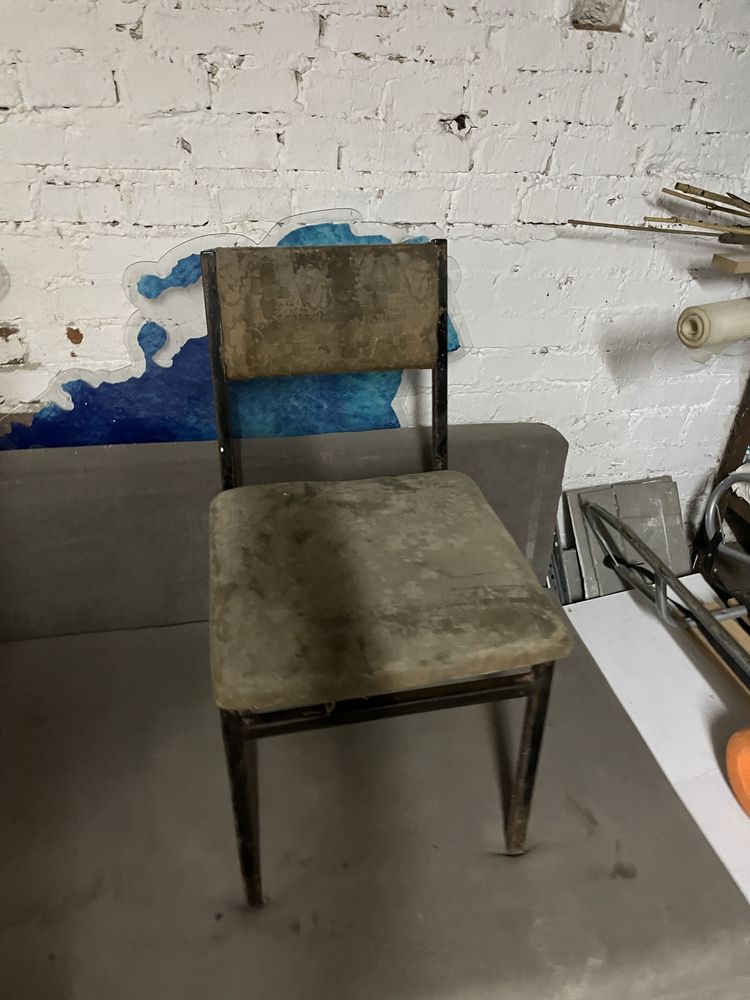 Krzesło do renowacji, PRL, loft