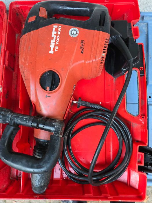 Hilti TE 700-avr Młot wyburzeniowy