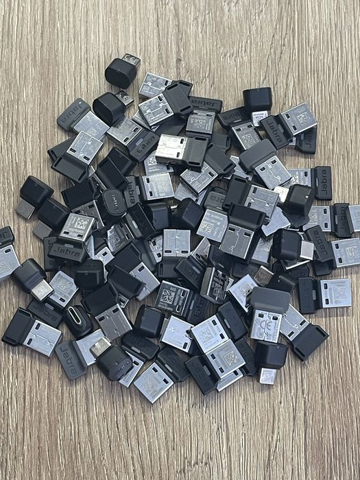 Бездротовий перехідник USB-A/USB-C BT адаптер jabra Link380a MS