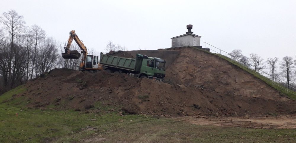 Wykopy Zasypki Rozbiórki Koparka Koparko-ładowarka Wywrotka Młot