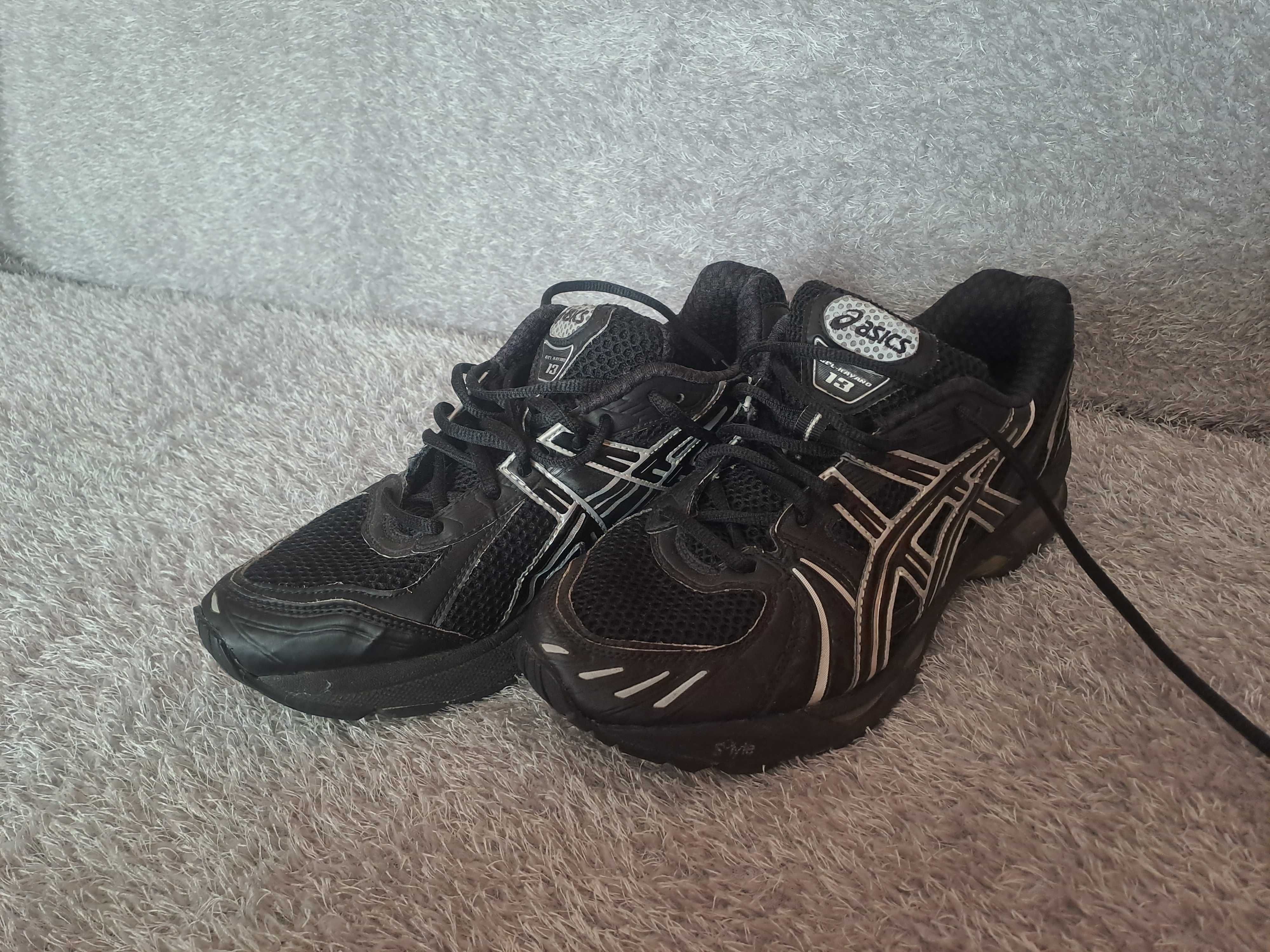 Buty ASICS, męskie, rozmiar 42,5; GEL Kayano 13.