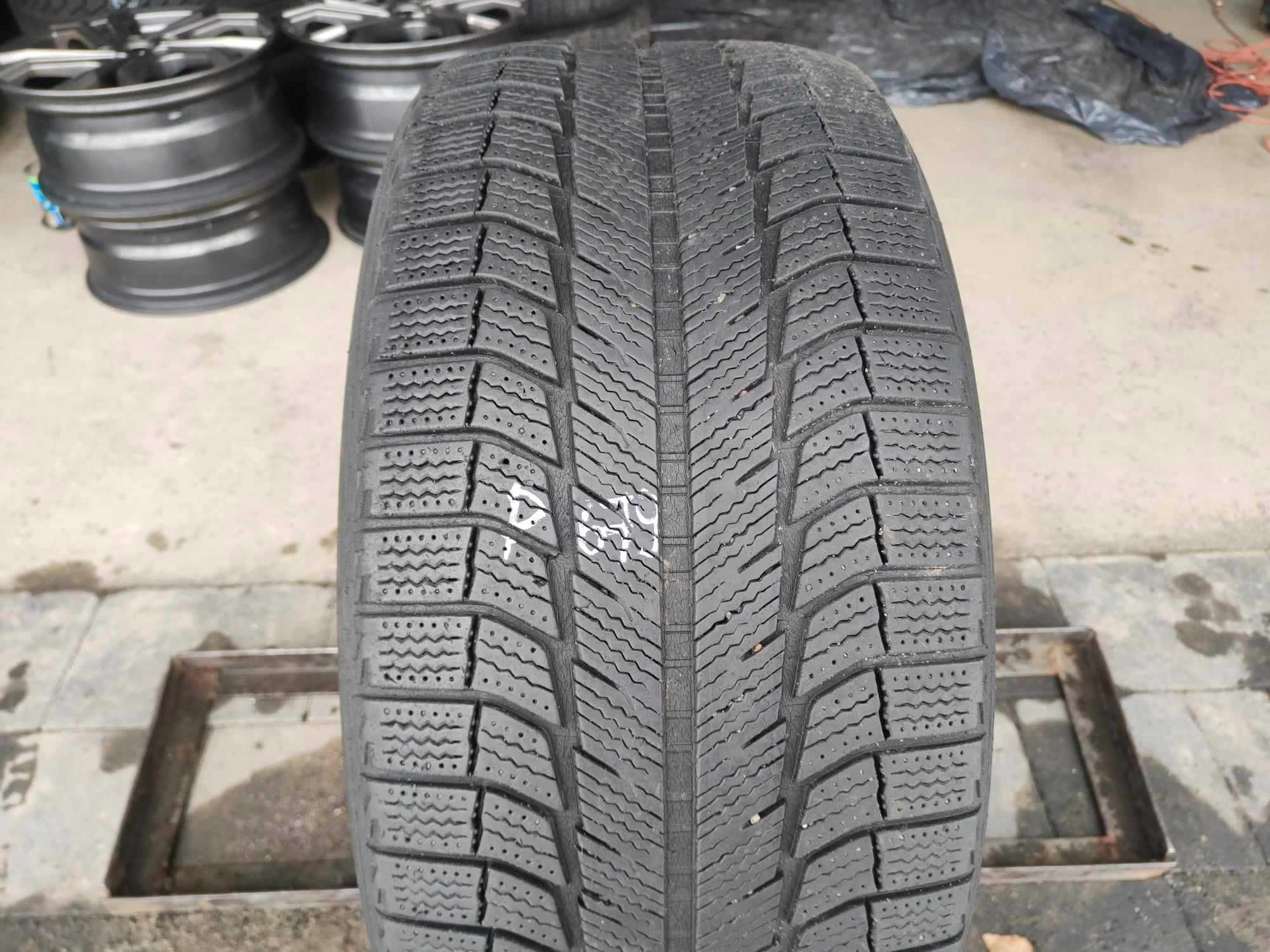 1x 275/40r20 Michelin Latitude 106h p679