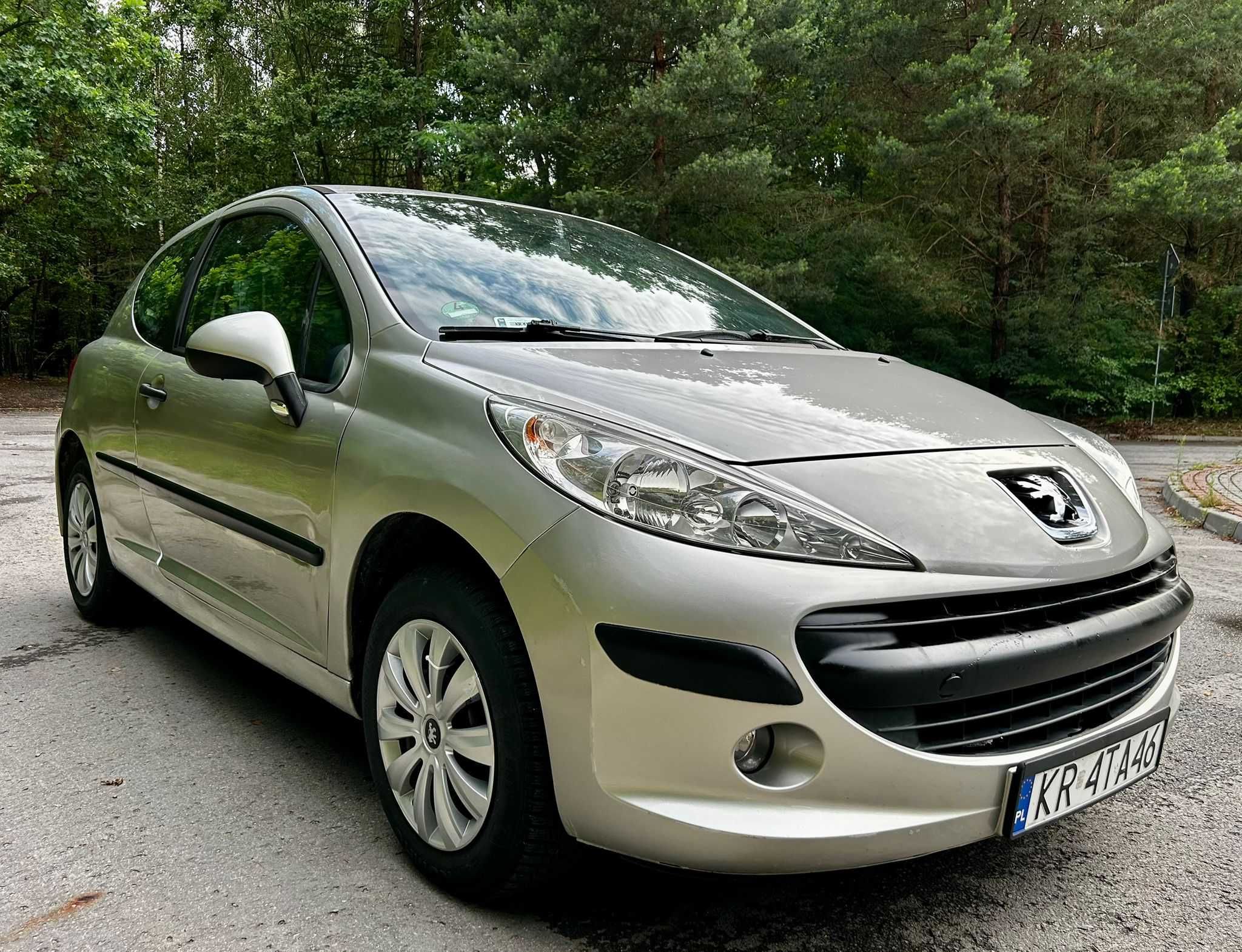 Peugeout 207 1.4 benzyna 2006