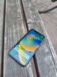 iphone xr stan idealny  bateria 85 procent