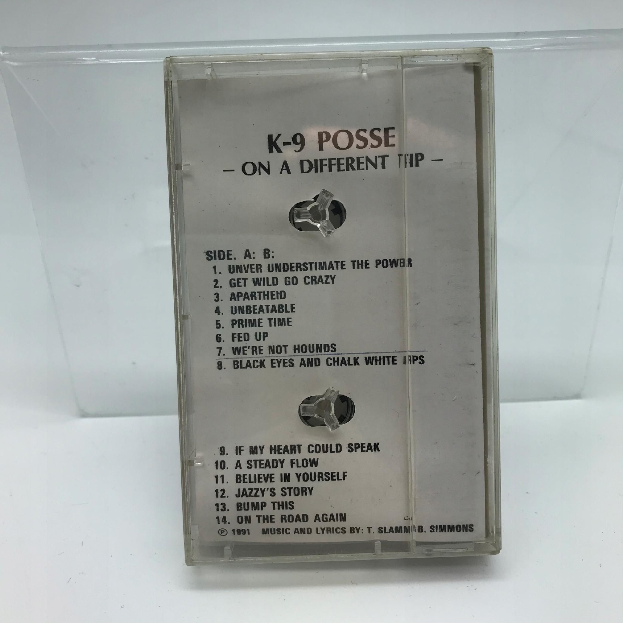 kaseta - k-9 posse - on a different tip